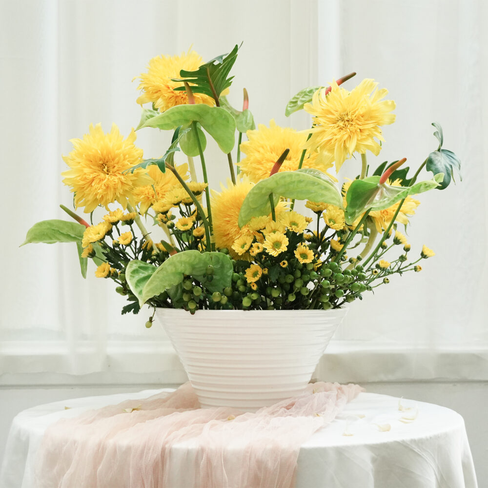 17458930754Dt9K The Yellow House No.5