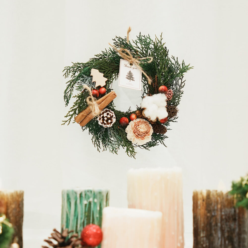 1730988545VNZGn 聖誕肉桂花捲