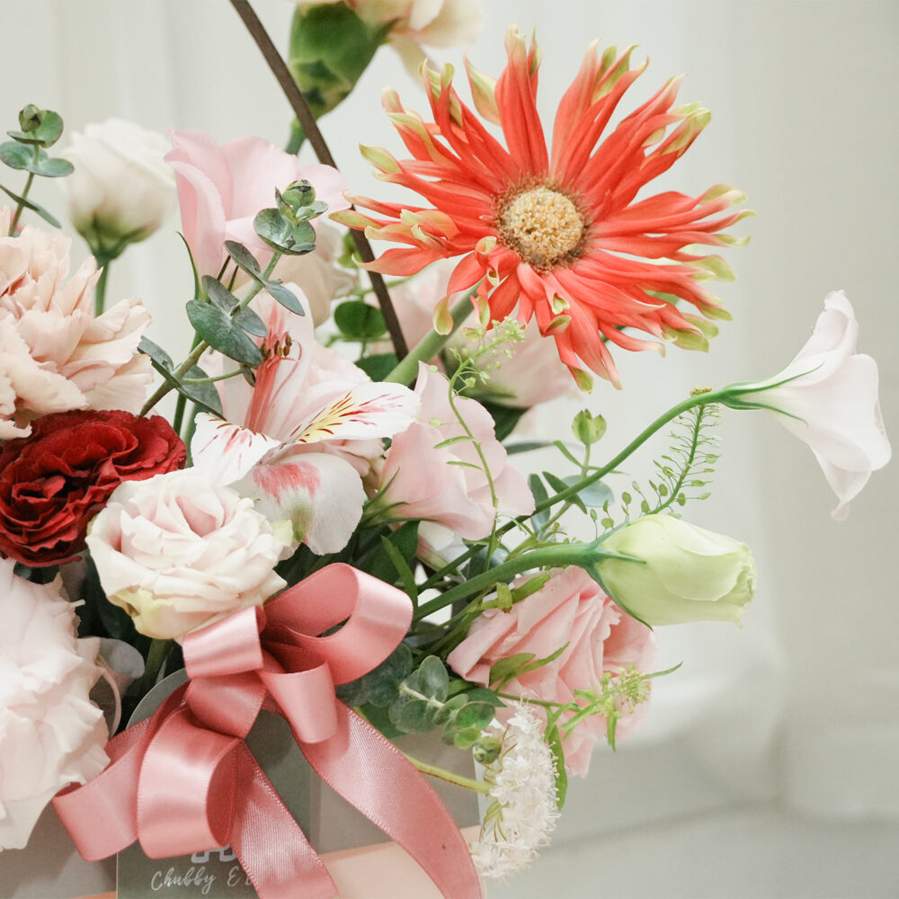 The one 鮮花提籃