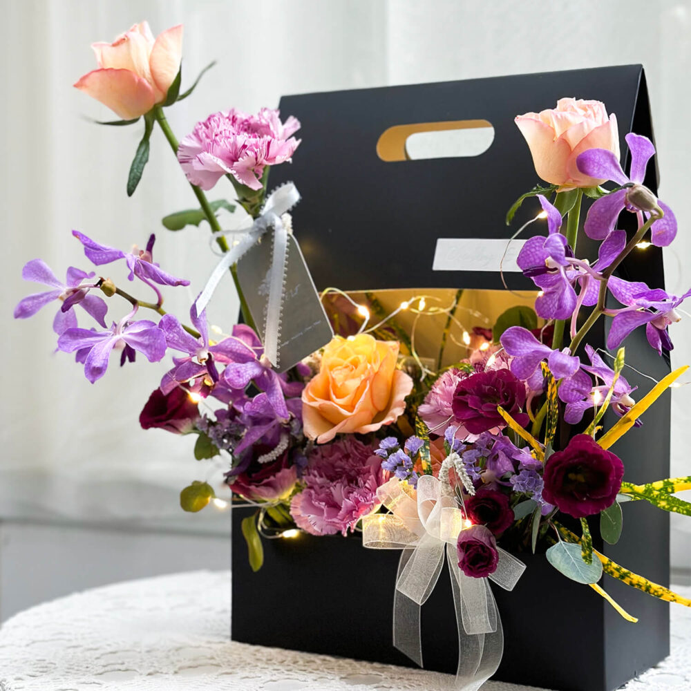 弗蕾婭 燈串鮮花提籃