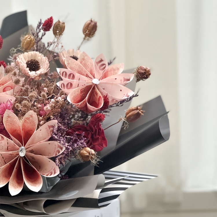 向陽 有錢花花束