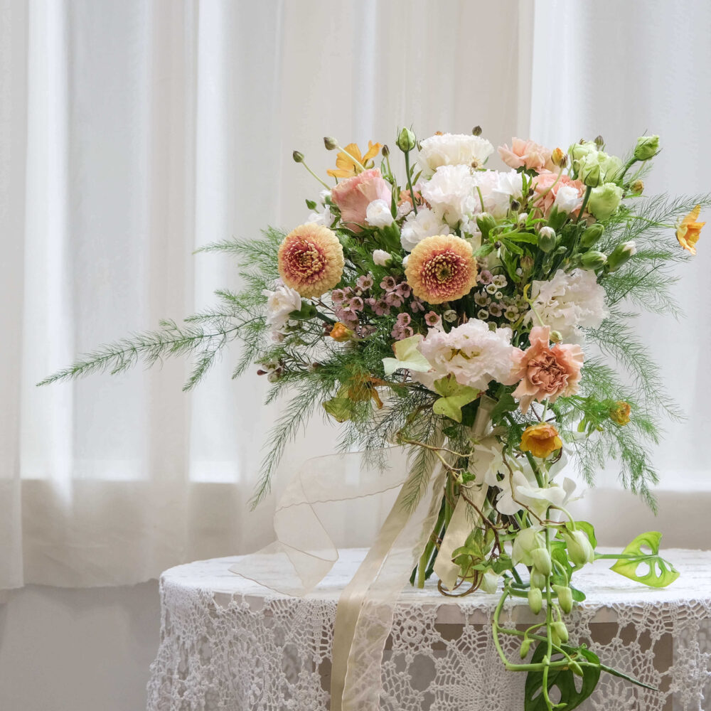 Flora 水滴瀑布新娘捧花